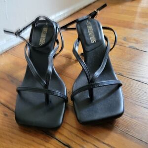 Dream Pairs Black Strappy Kitten Heels